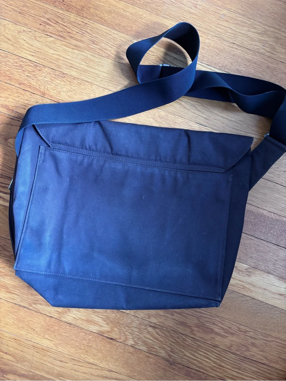 Jack Spade sleek messenger